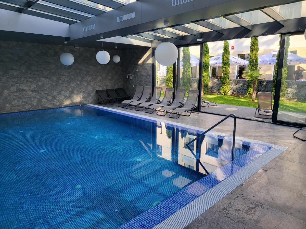 Hotel Padesul Faget  Bagian luar foto