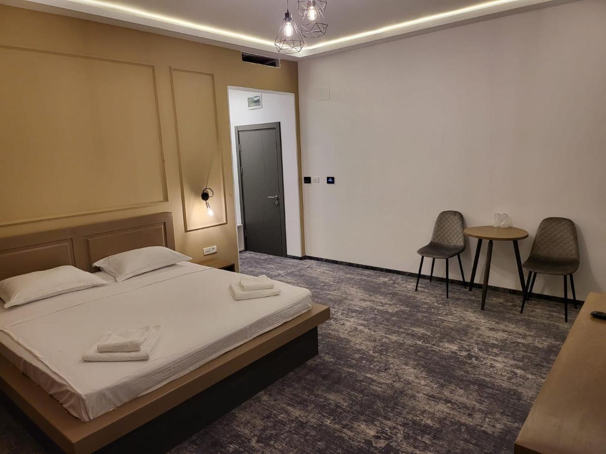 Hotel Padesul Faget  Bagian luar foto